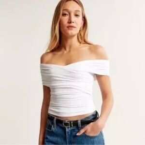 Abercrombie & Fitch White Off-Shoulder Crop Top